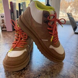 Ugg Highland Hi Heritage Sneaker Boots Women's Sz 7 Brown Chestnut Orange Green